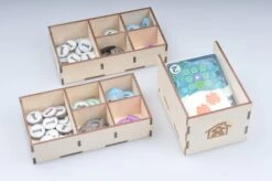 Meeple Realty -Reef Aquarium -Board Game Store 03