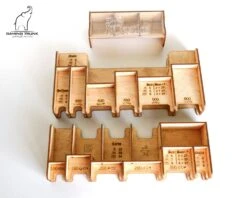 Gaming Trunk - Mad King Organizer For Castles Of Mad King Ludwig (Walnut) -Board Game Store DSC 7402 1500x1200 1