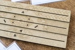 The Dicetroyers - Pick And Play Card Holder: Cherry Version – Triple Row (Italy Import) -Board Game Store The Dicetroyers Card Holder Triple Cherry 03